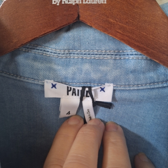 NWT Paige Songbird Meg Light Denim Long Sleeve Zip Up Romper Womens Size 4 - Picture 3 of 11